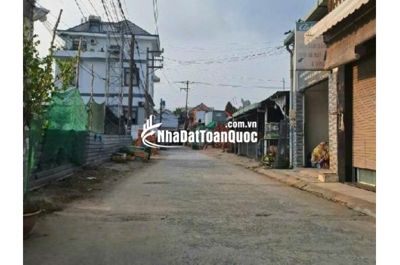 Bán nhà mặt phố Lò Lu, 4,5 triệu, 65m2, view đẹp, uy tín, Trường Thạnh, Q9, HCM